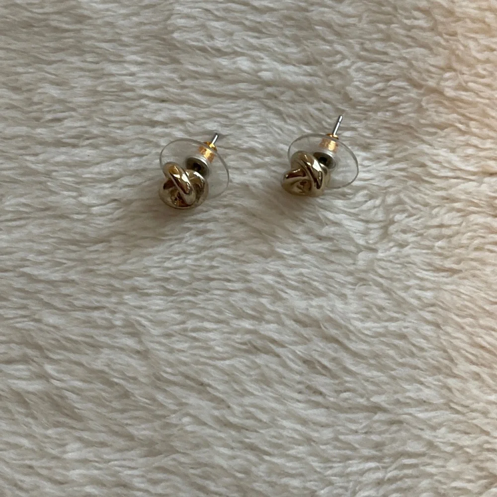 Chic Gold-Tone Knot Stud Earrings